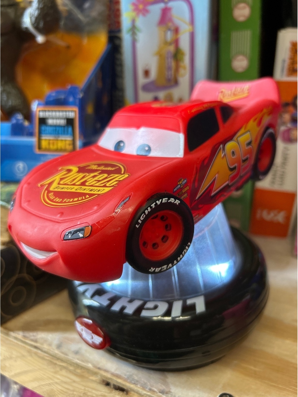 Disney Pixar Cars Lightning McQueen Toy Car Model
